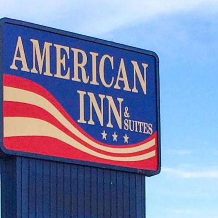 American Inn & Suites Чилдрес Екстериор снимка